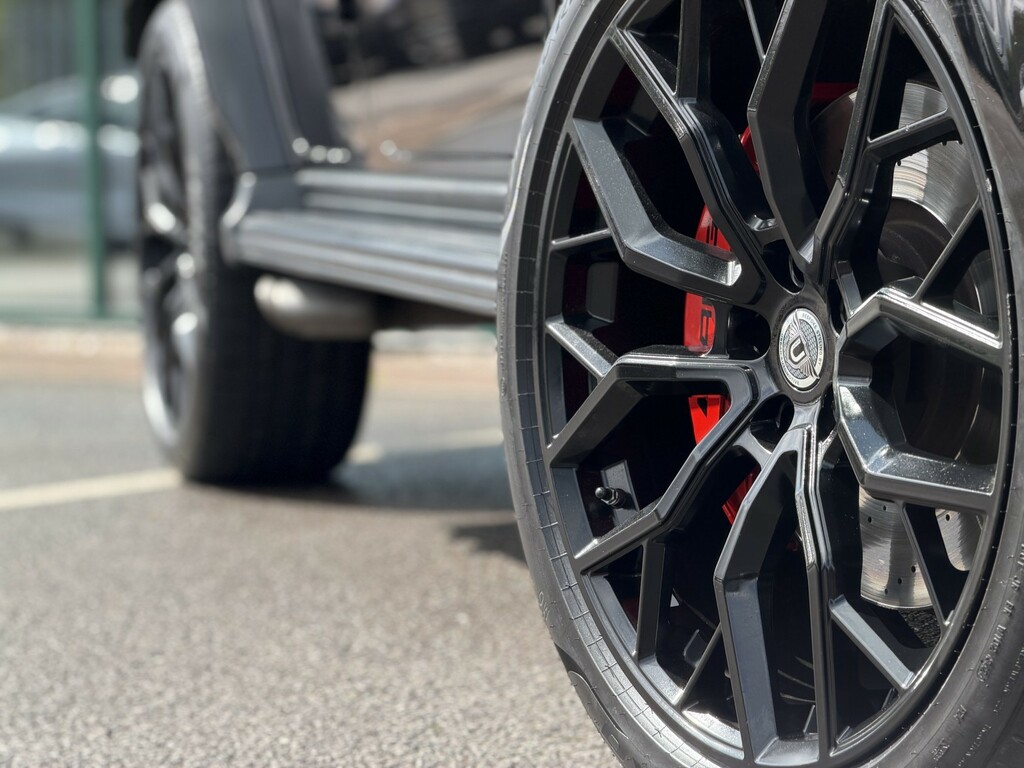 Mercedes-Benz G Class Suv 4.0 G63 V8 Biturbo Amg 202222 Black #3