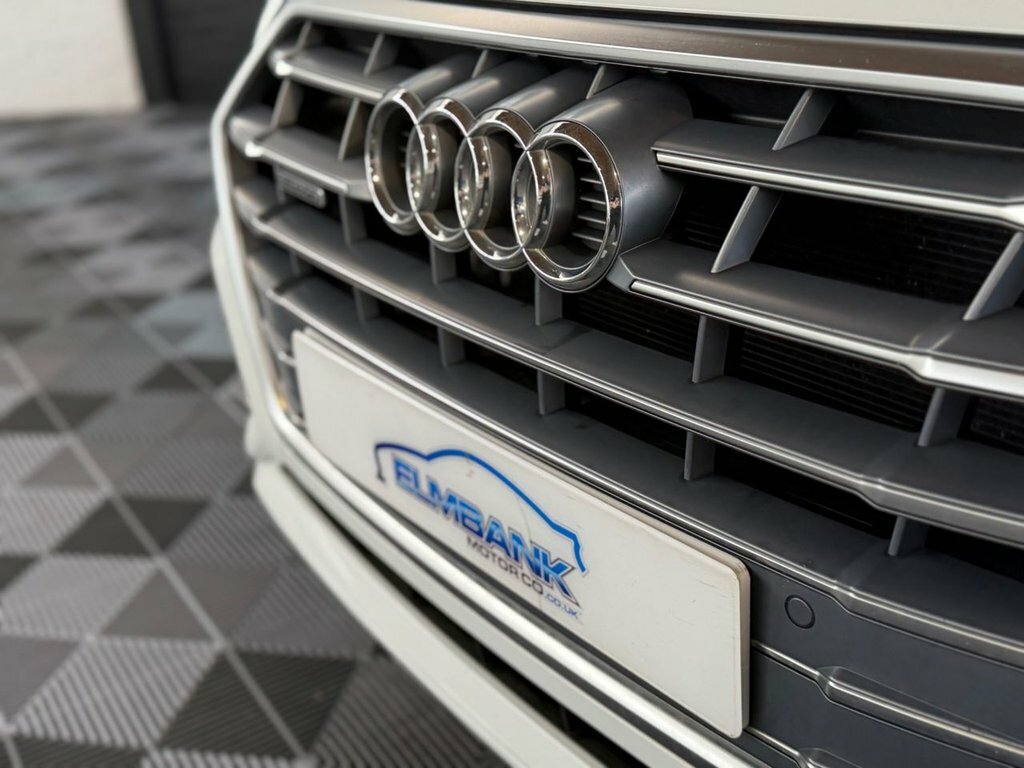 Audi Q5 2L S Line SH68BVR White #5
