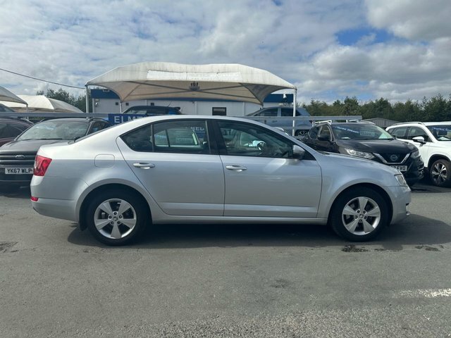 Skoda Octavia 2.0 Turbo Tdi Se L Hatchback Manua Silver #4