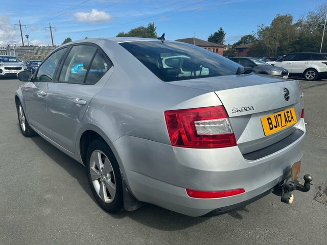 Skoda Octavia 2.0 Turbo Tdi Se L Hatchback Manua Silver #3