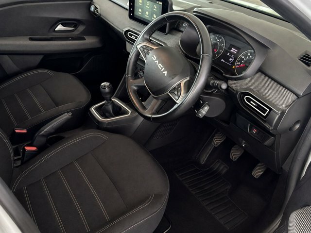 Dacia Sandero 1.0 Tce Expression Hatchback Manua White