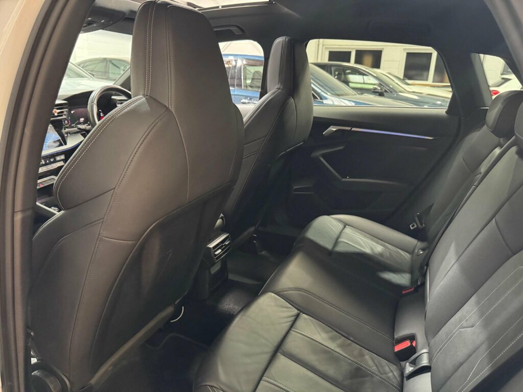 Audi A3 30 Tfsi Technik Black #16