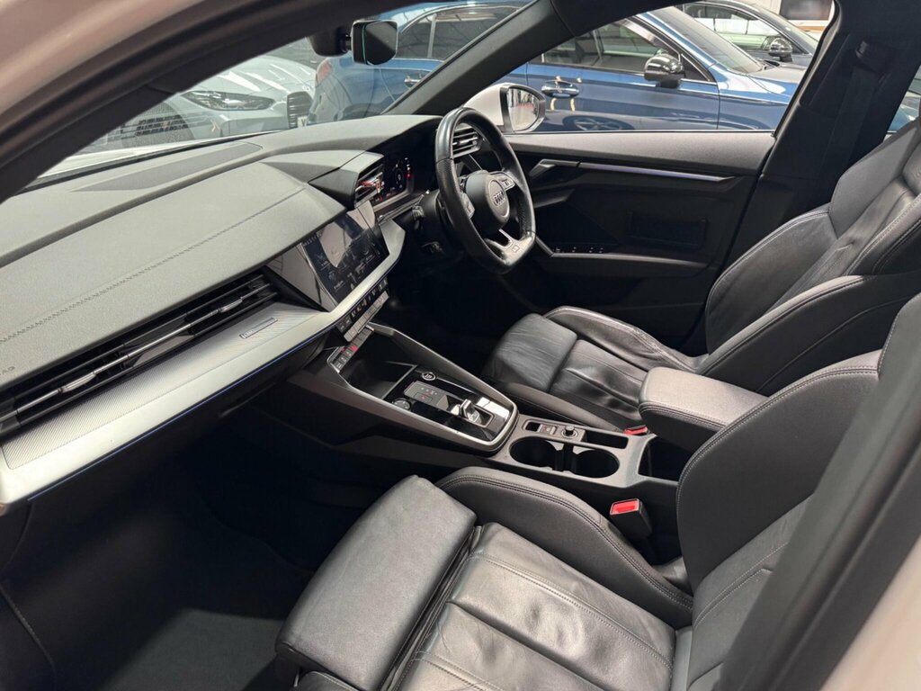 Audi A3 30 Tfsi Technik Black #14