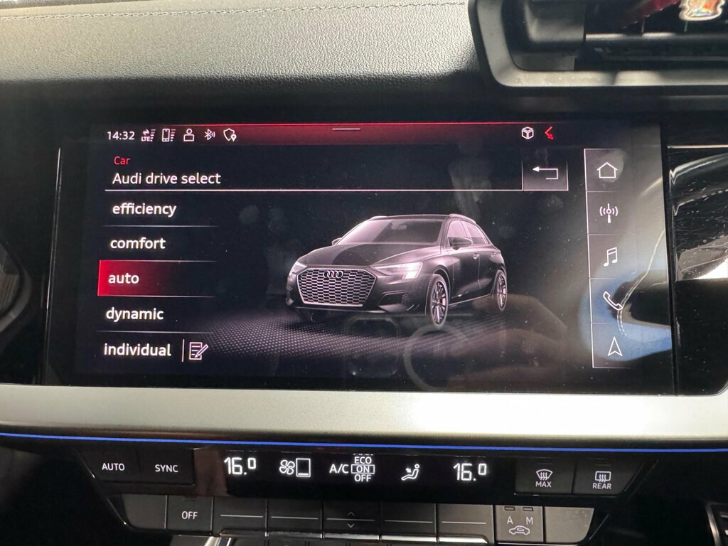 Audi A3 30 Tfsi Technik Black #33