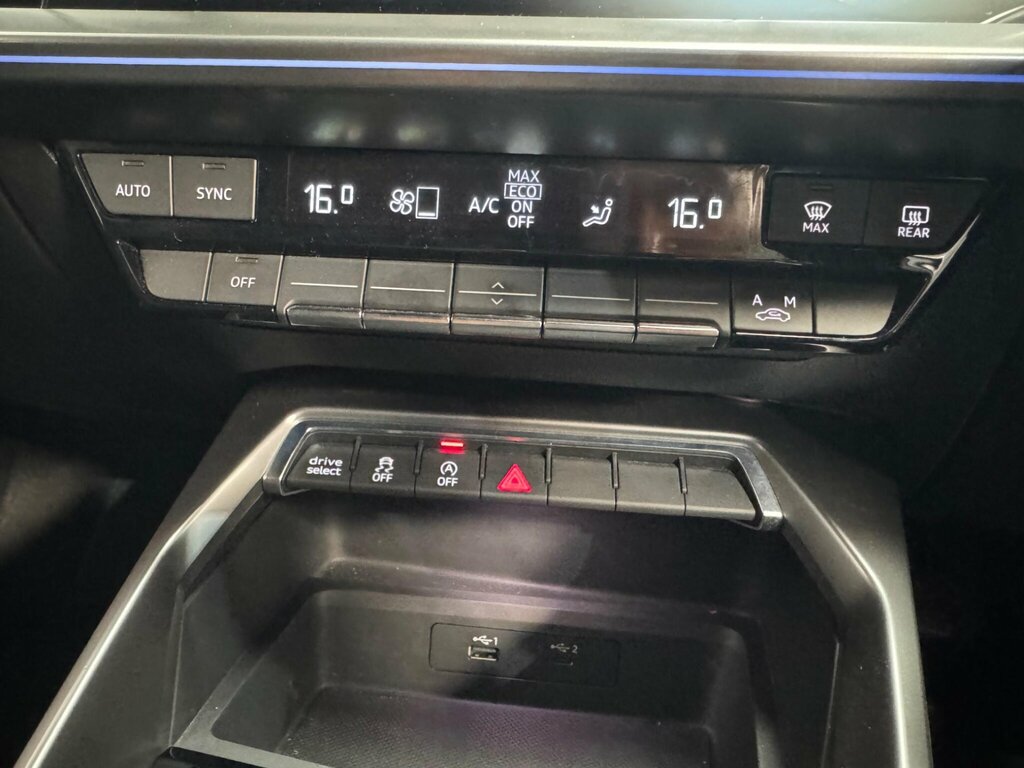 Audi A3 30 Tfsi Technik Black #60