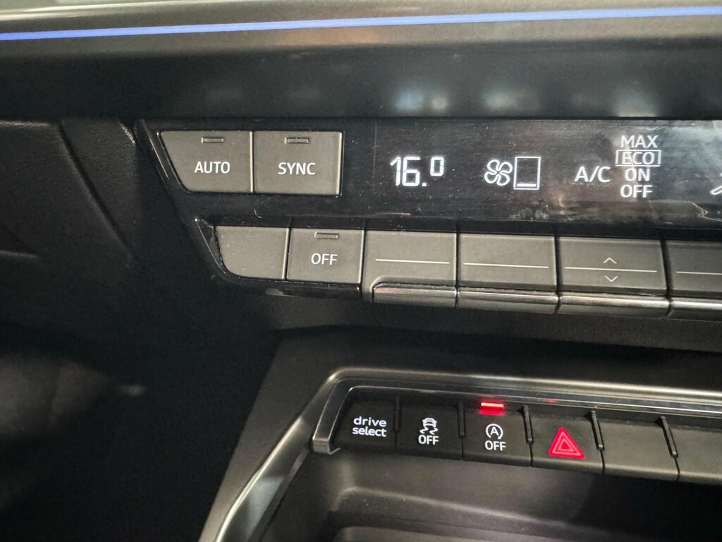 Audi A3 30 Tfsi Technik Black #61