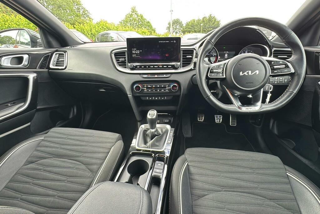 Kia Proceed Gt-line S White #8