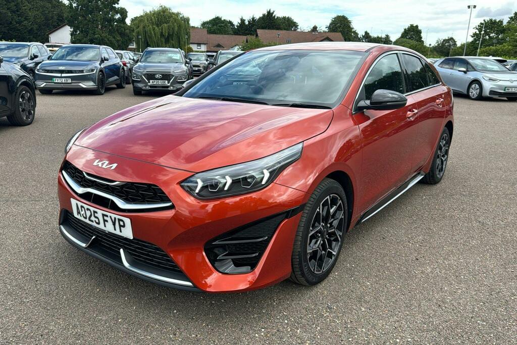 Kia Proceed Gt-line S White #31