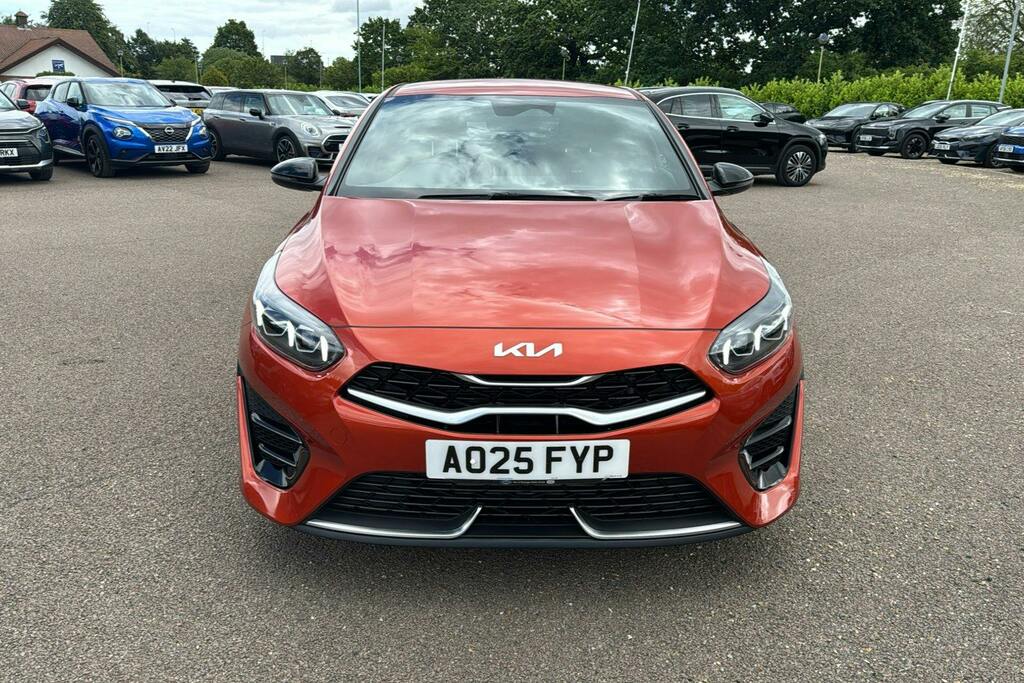Kia Proceed Gt-line S White #30