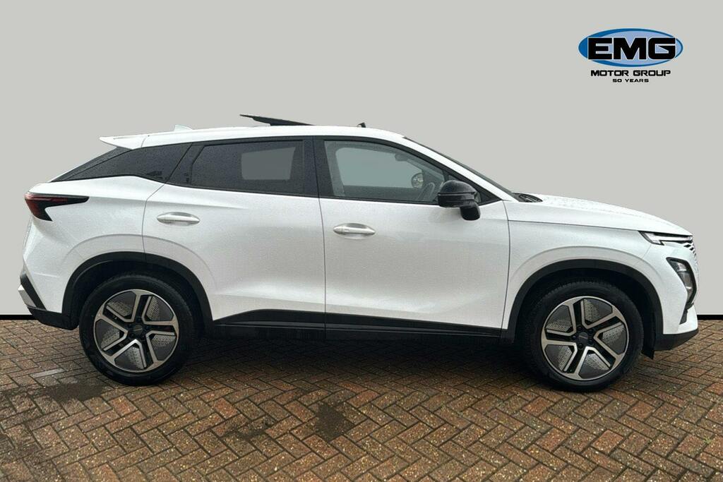 Omoda 5 1.6 Tgdi Noble Suv Dct Ss White #3