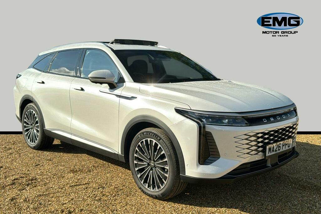Omoda 9 1.5T Shs 34.46Kwh Noble Suv Plug In Hyb White