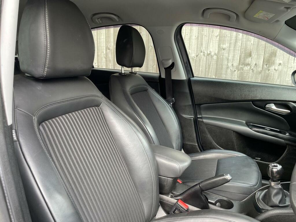 Fiat Tipo Easy Bluetooth Red #55