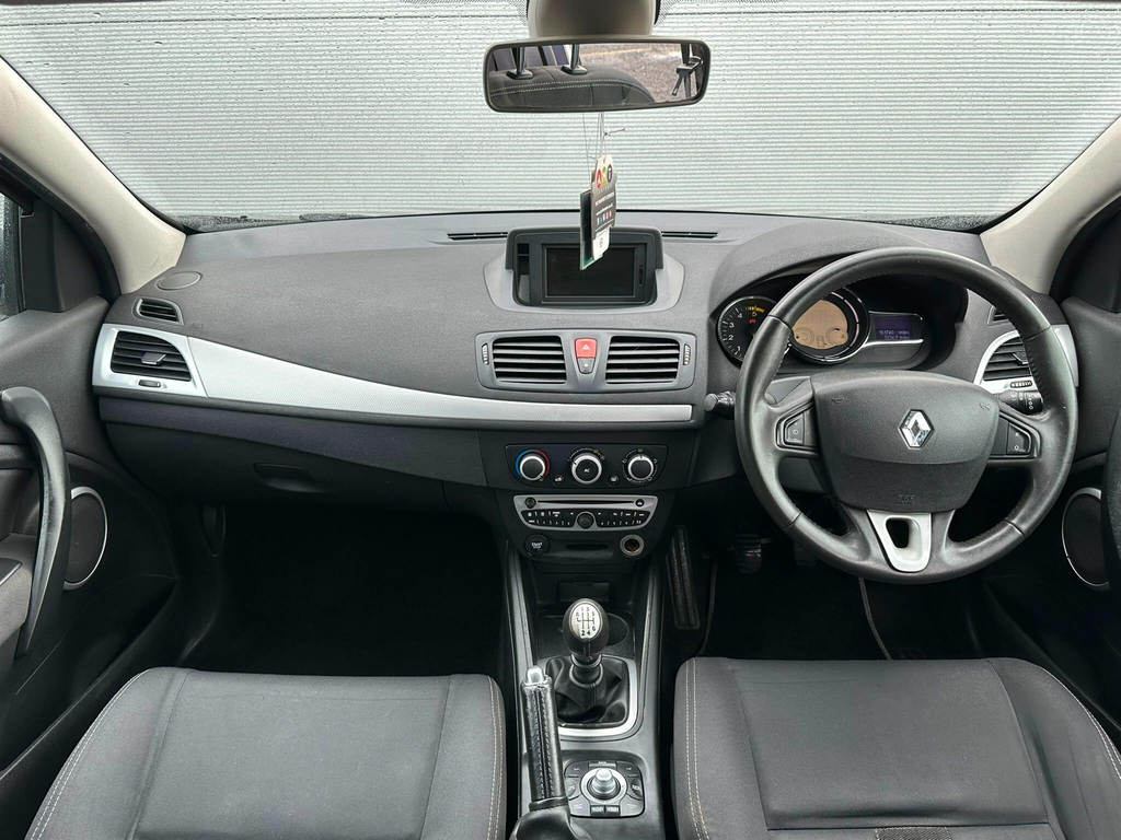 Renault Megane Expression White #29