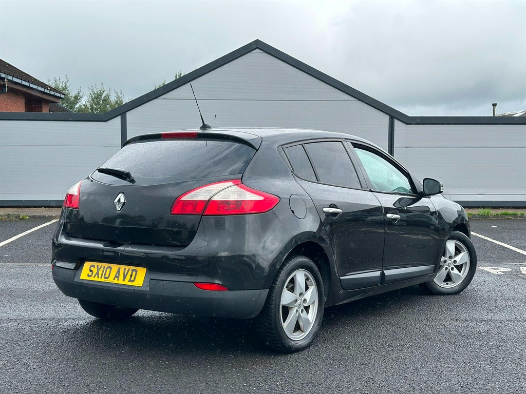 Renault Megane Expression White #13