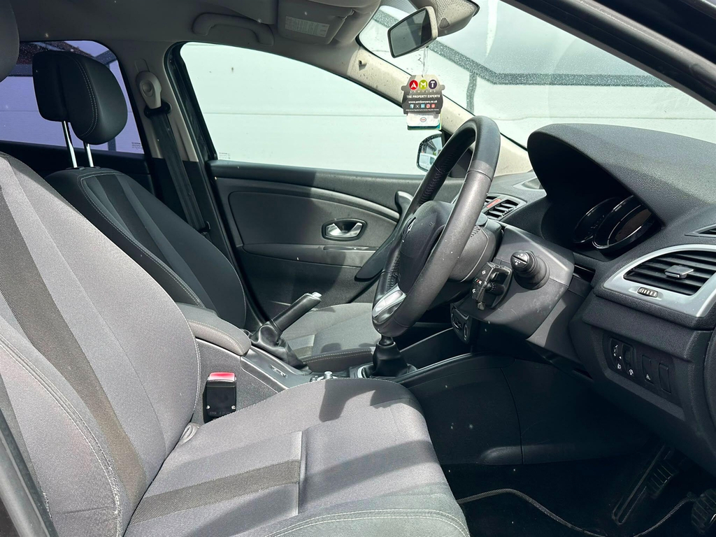 Renault Megane Expression White #16