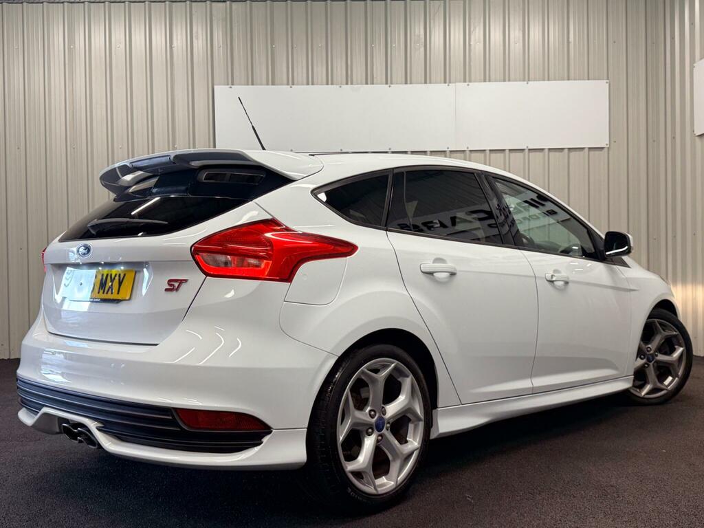Ford Focus 2.0 Tdci St-2 Euro 6 Ss AX16MXY White #4