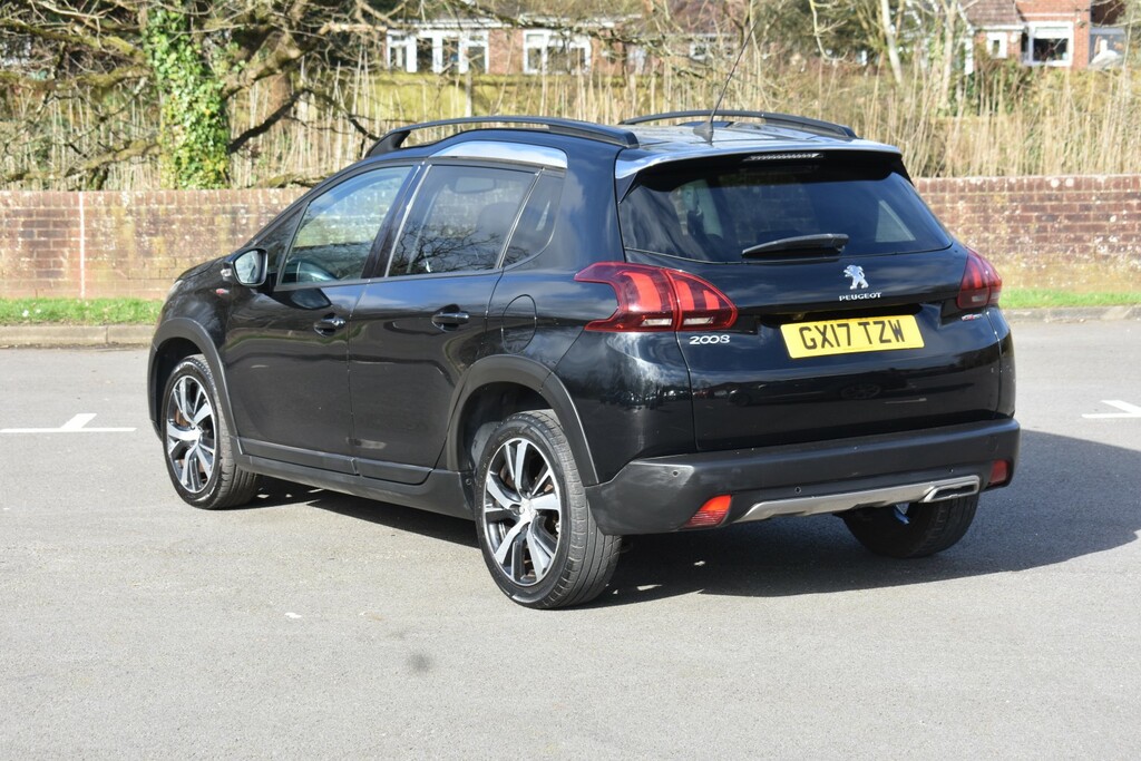 Peugeot 2008 1.6 Bluehdi Gt Line Black #4