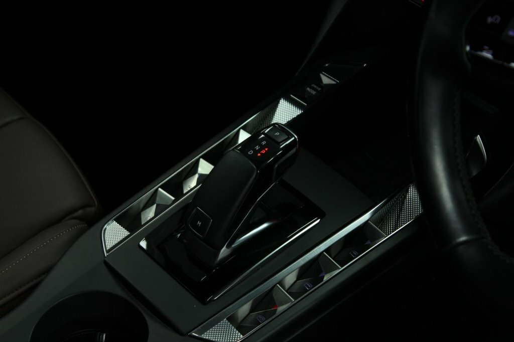 DS DS 3 Crossback 1.2L La Premiere Black #6