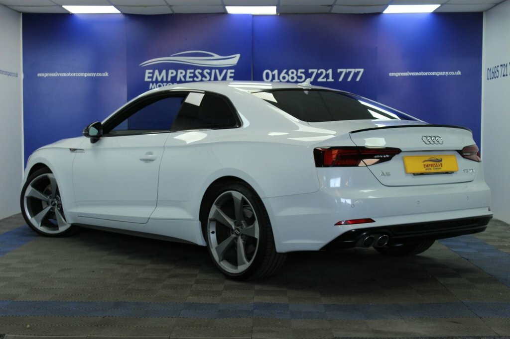 Audi A5 2L Black Edition BW19LBU White #4