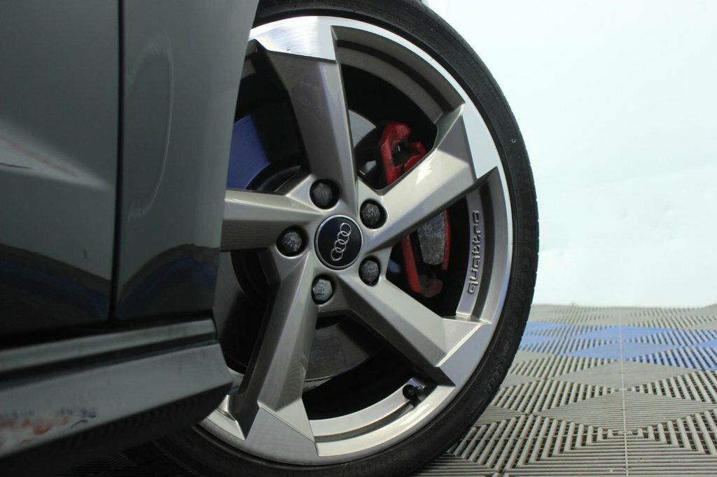 Audi S3 2L Black Edition SV68TSU Black