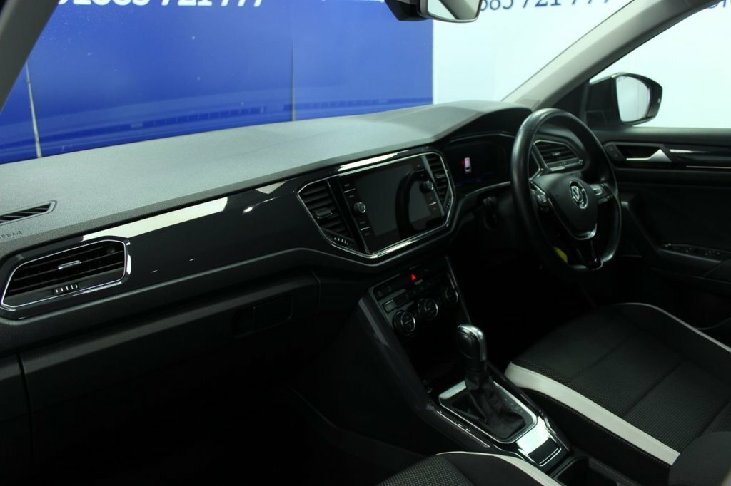 Volkswagen T-Roc 1.5L Sel Silver #5