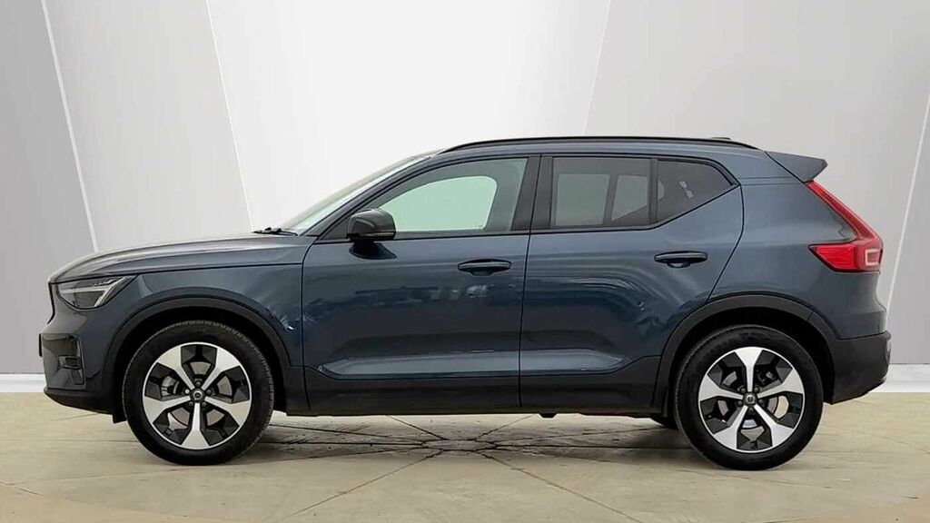 Volvo XC40 Plus, B4 Mild Hybrid, Dark RV75SPU Blue #6