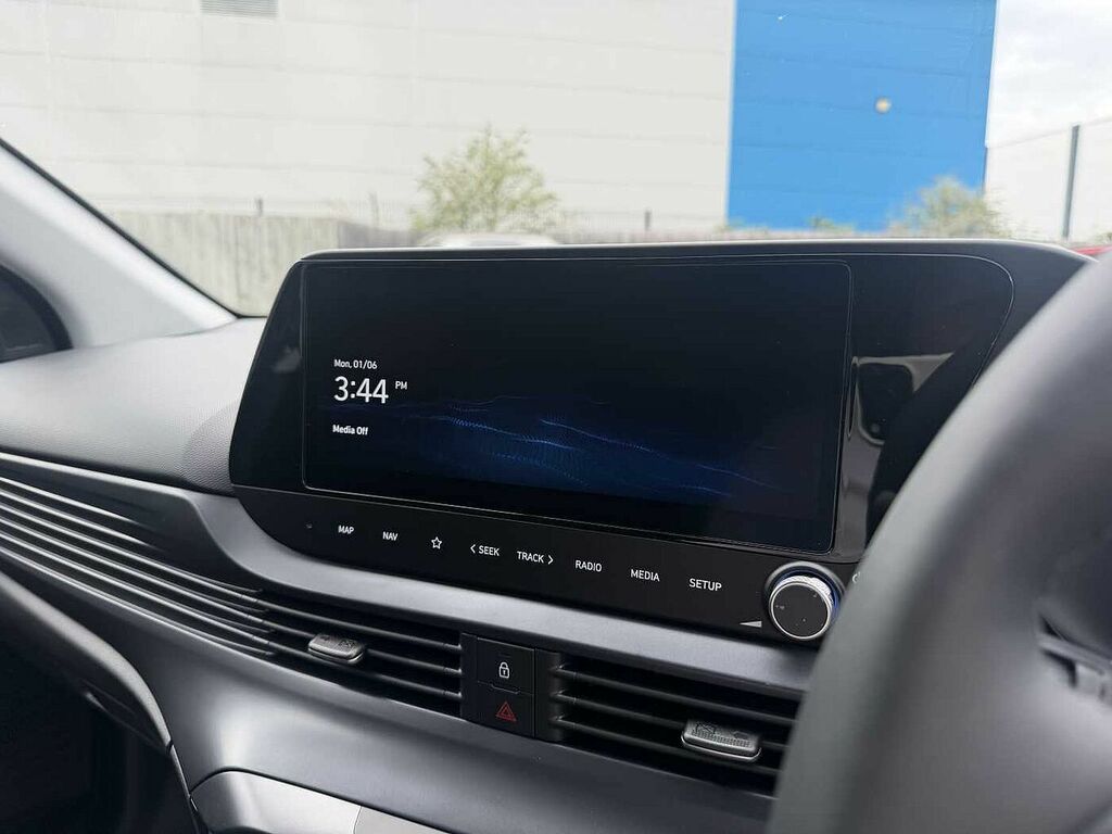 Hyundai Bayon 1.0 Tgdi 90 Tech Line Grey #4