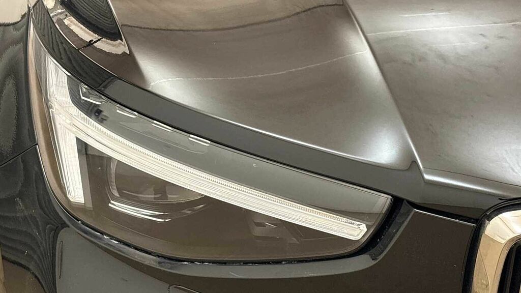 Volvo XC40 Plus Silver #21