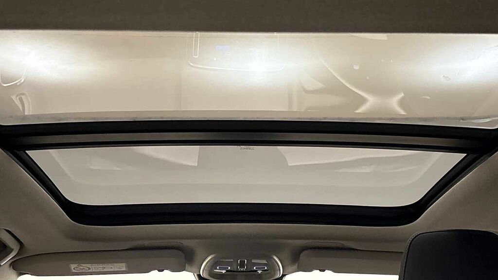 Volvo XC40 Plus Silver #17