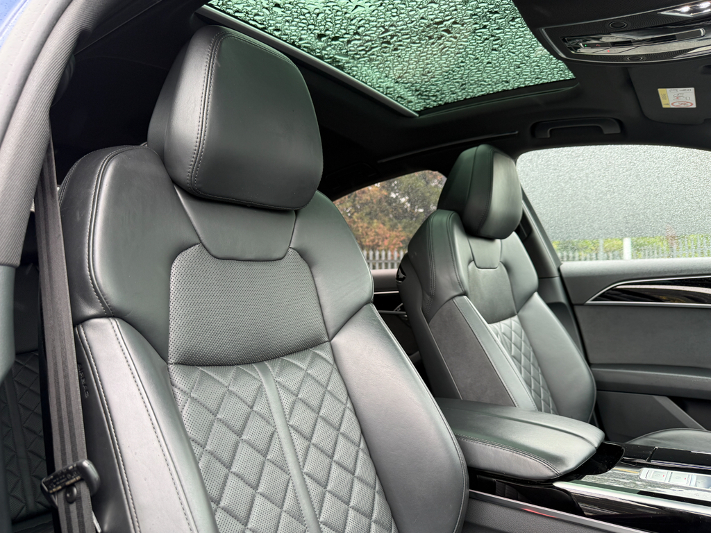 Audi A8 Launch Edition Blue #47