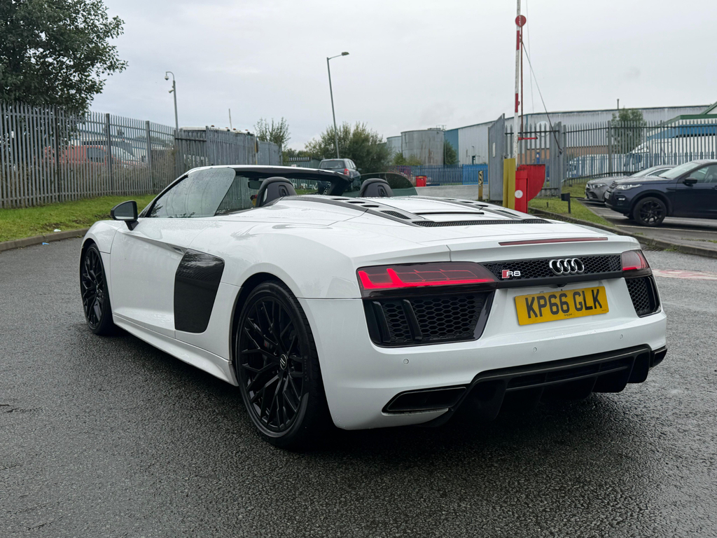 Audi R8 Plus Yellow #44