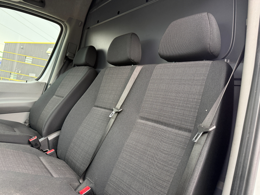 Mercedes-Benz Sprinter Panel Van White #14