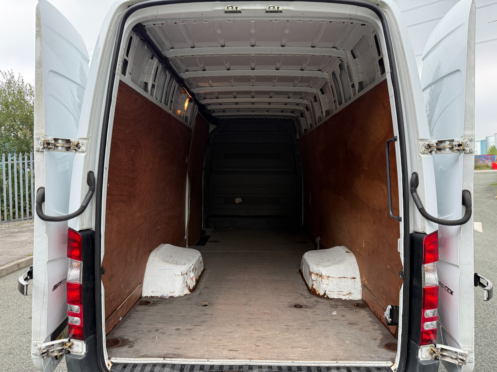 Mercedes-Benz Sprinter Panel Van White #18