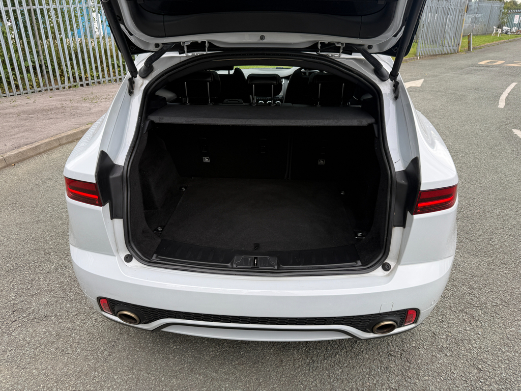 Jaguar E-Pace Se White #16