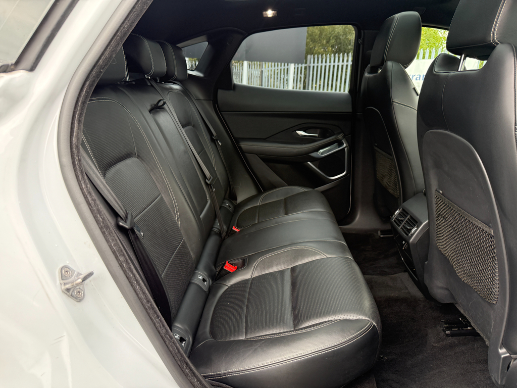 Jaguar E-Pace Se White #17