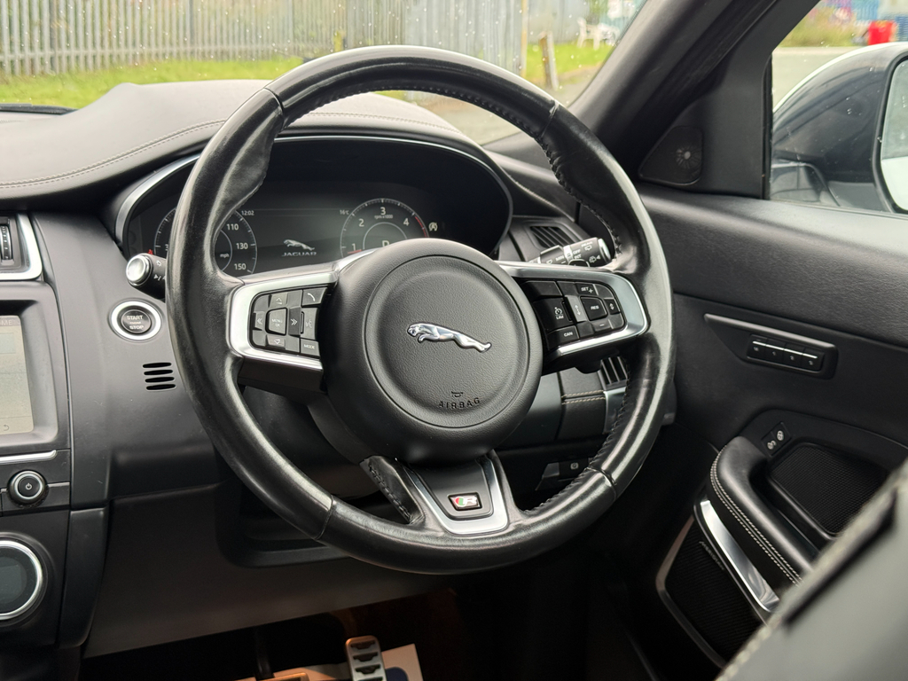 Jaguar E-Pace Se White #20