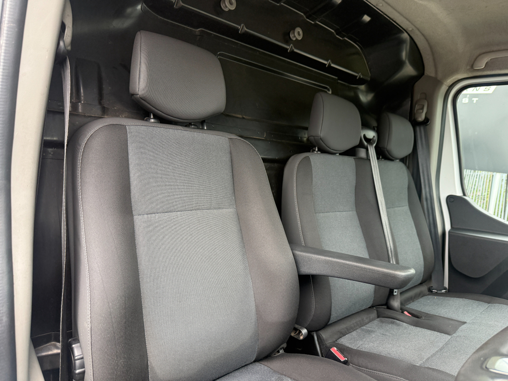 Renault Master  White #14