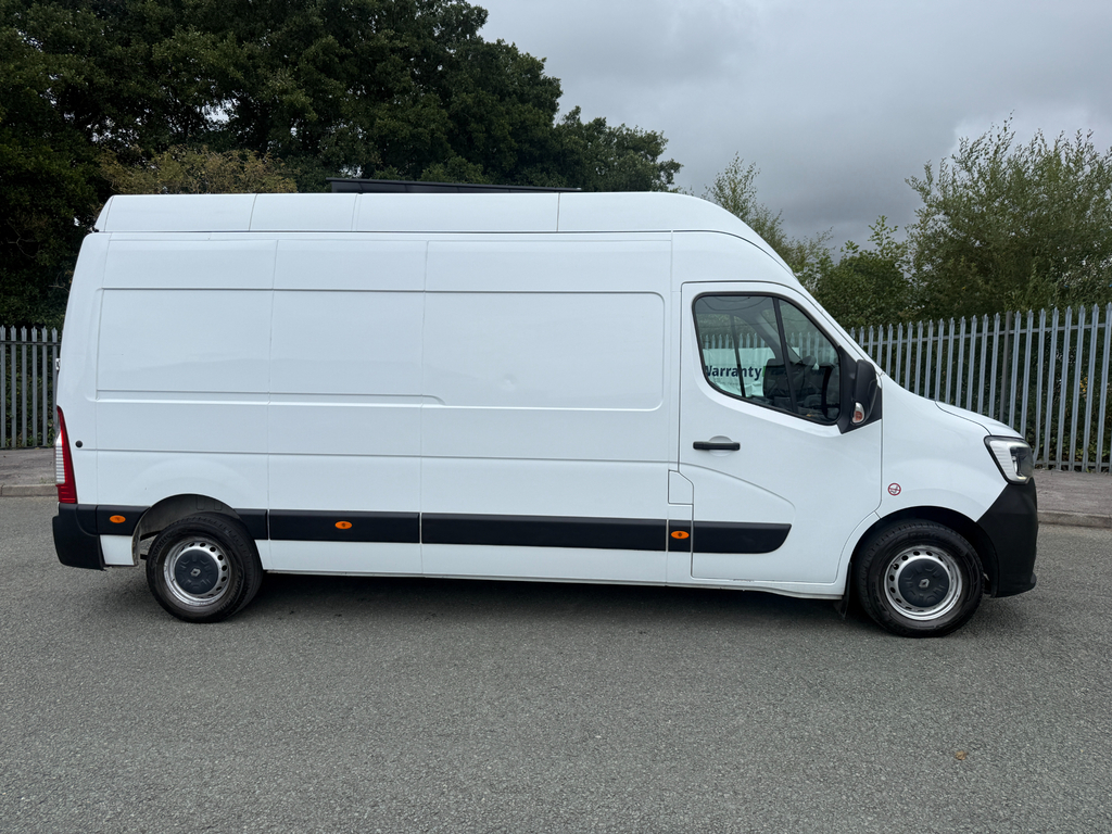 Renault Master  White #8