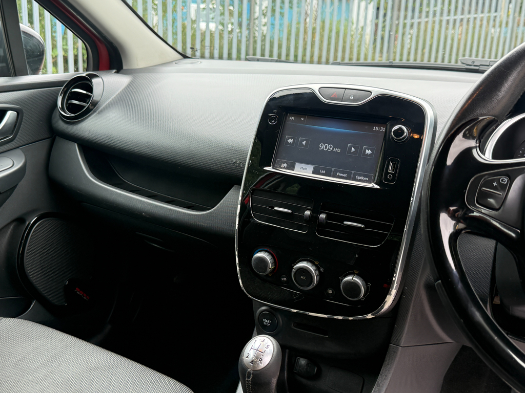 Renault Clio  Red #20