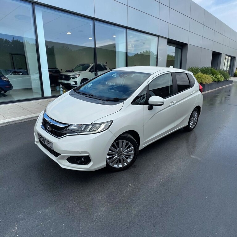 Honda Jazz 1.3 V-tec Ex Navigation White