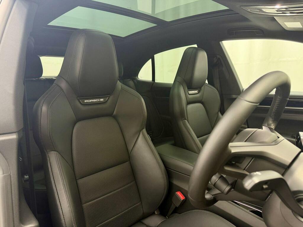 Porsche Macan Suv 100Kwh 4S 4Wd 202525 BK25ZSZ Black #2