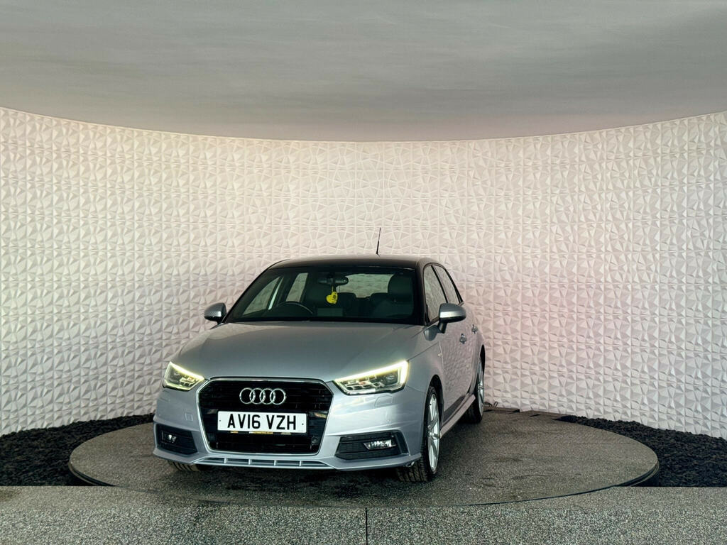 Audi A1 Hatchback White #23