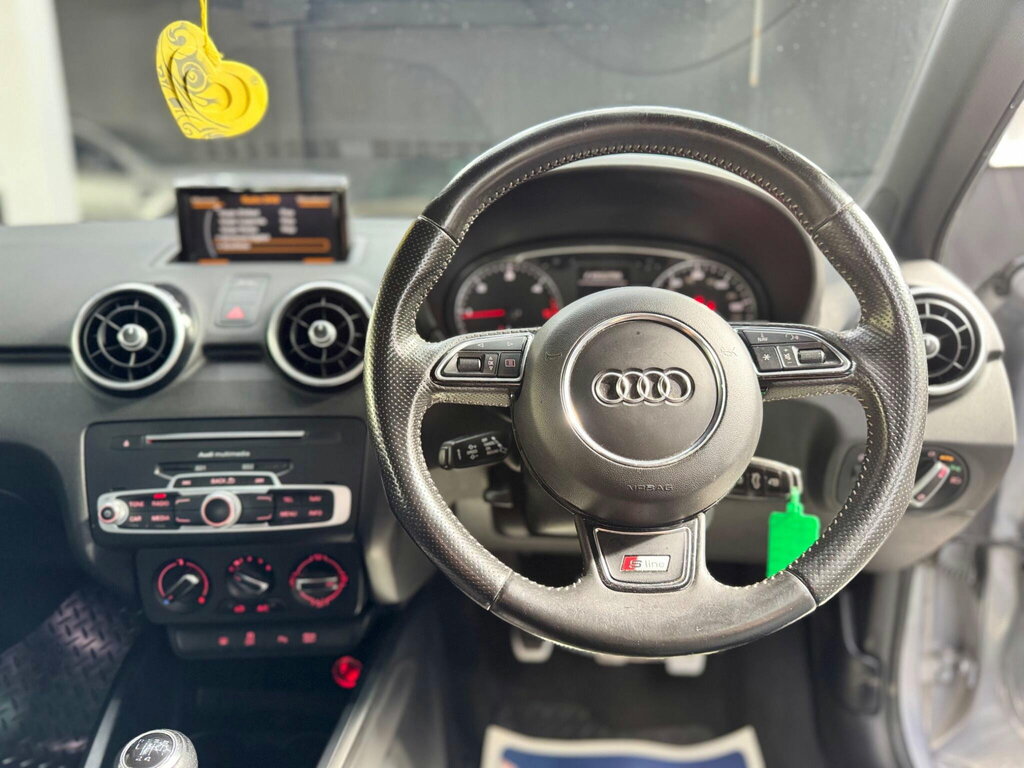 Audi A1 Hatchback White #31