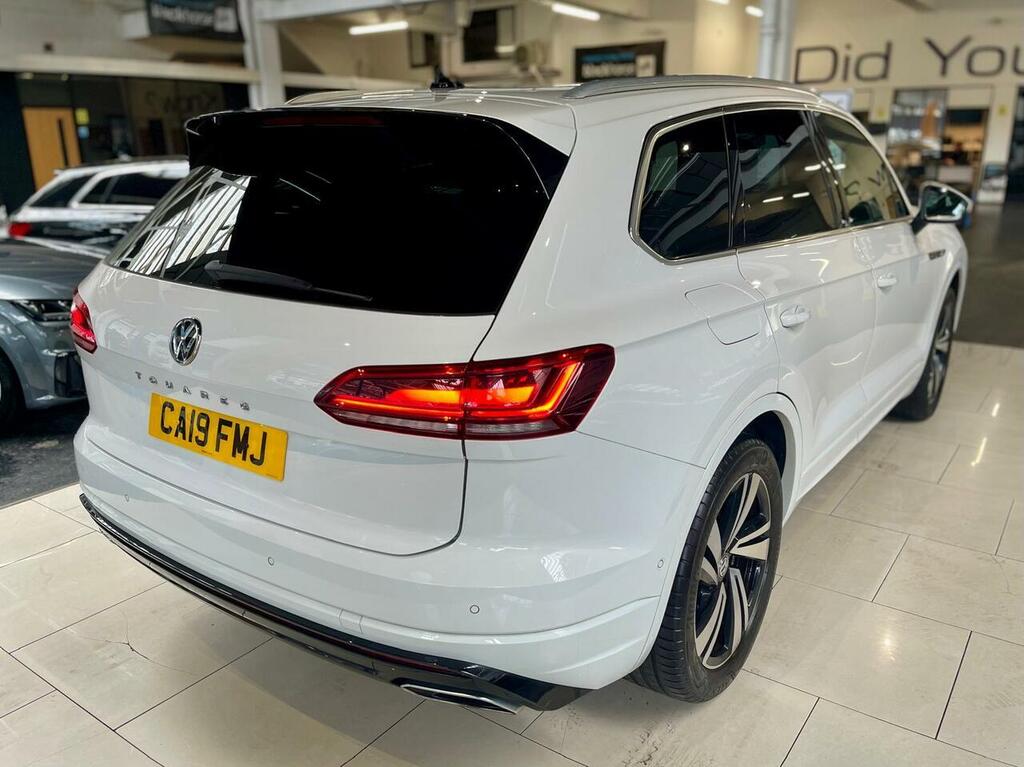 Volkswagen Touareg Tdi V6 R-line Tech White #5
