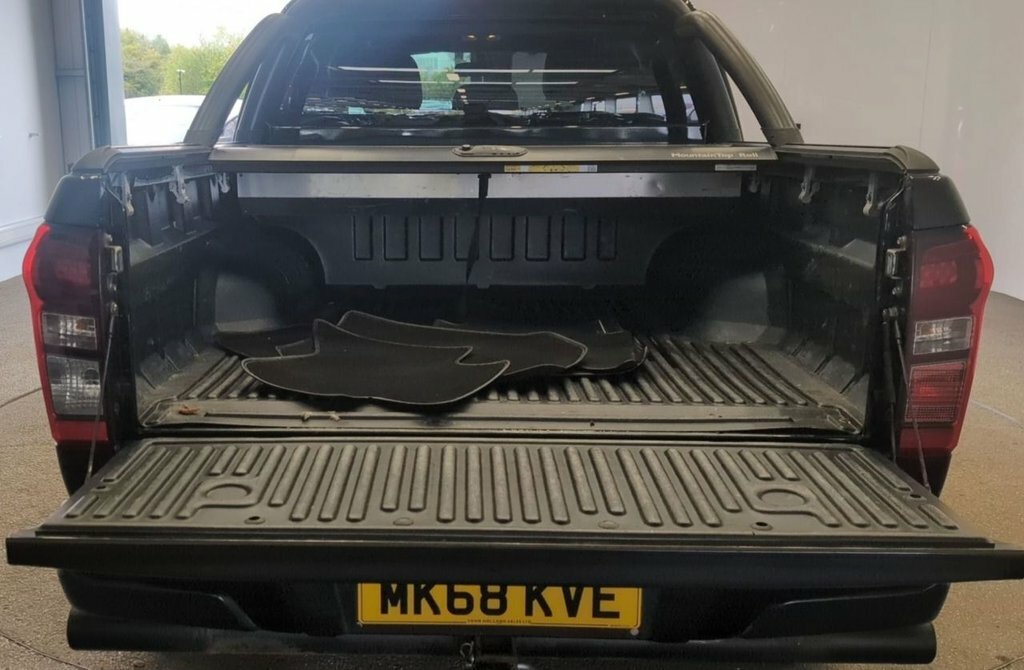 Isuzu D-Max 1.9L At35 Stealth Black #4