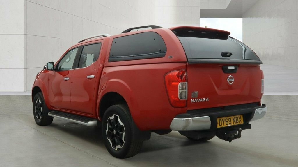 Nissan Navara 2.3L Tekna Red #2