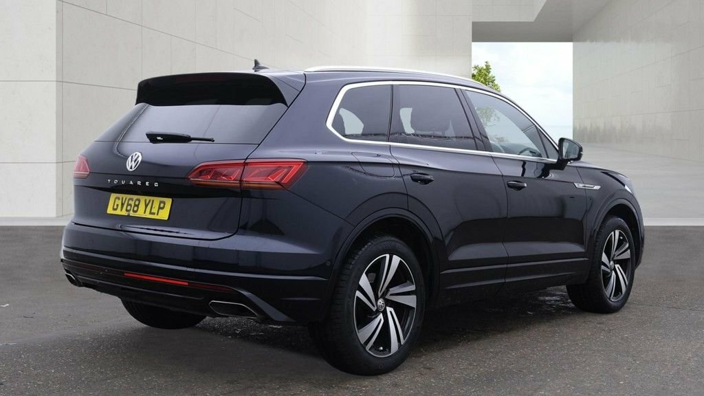 Volkswagen Touareg 3L R-line Tech Blue #3
