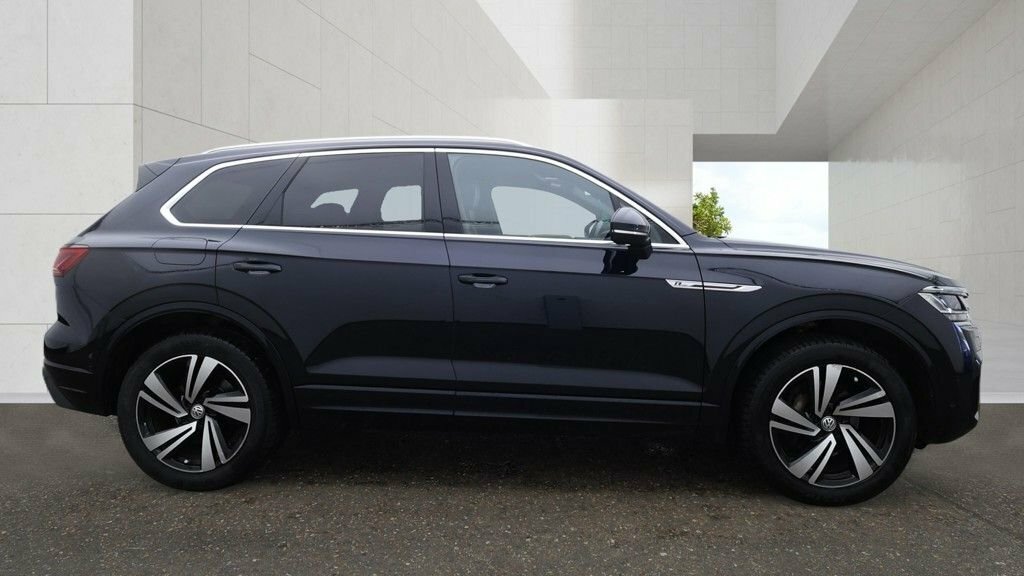 Volkswagen Touareg 3L R-line Tech Blue #4