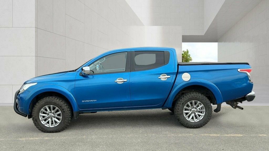 Mitsubishi L200 2.4L Dc Barbarian Blue #5