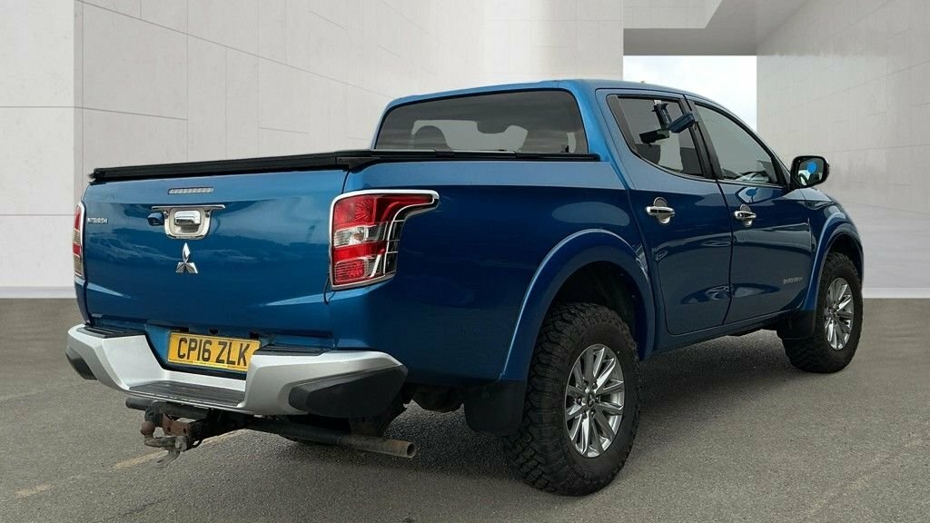 Mitsubishi L200 2.4L Dc Barbarian Blue #3
